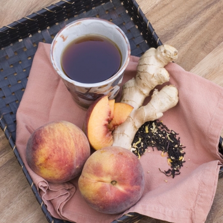 Organic Peach Tea with Ginger