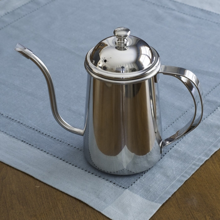 It’s perfect for a clean pourover for manual coffee brewing, or for brewing loose leaf tea.